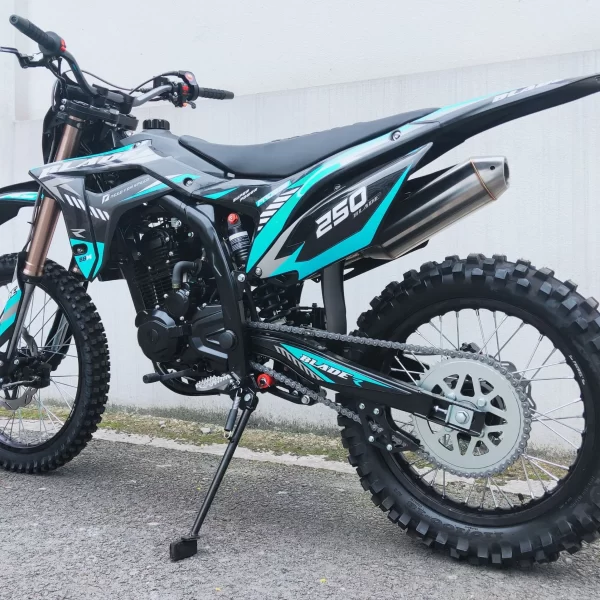 Blade 250cc Enduro Dirt Bike
